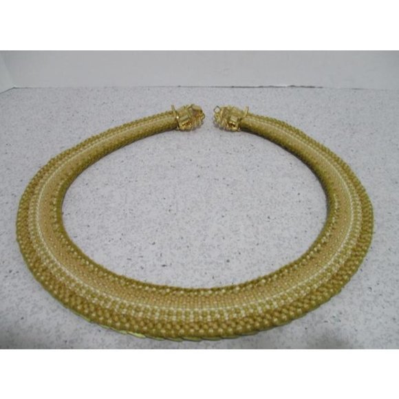 *Vintage Gold Faux White Pearls Metal Double Shell Motif Embellished Belt - Picture 5 of 6